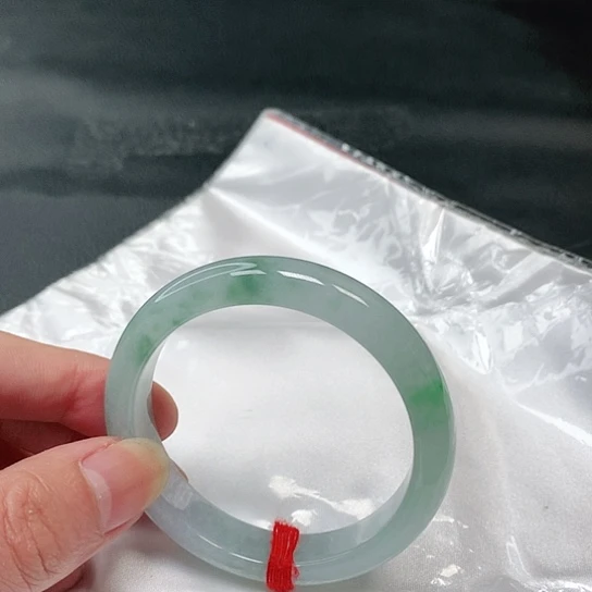 翡翠手镯未镶嵌58号