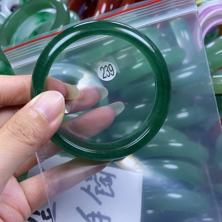 未镶嵌手镯石英质玉5758