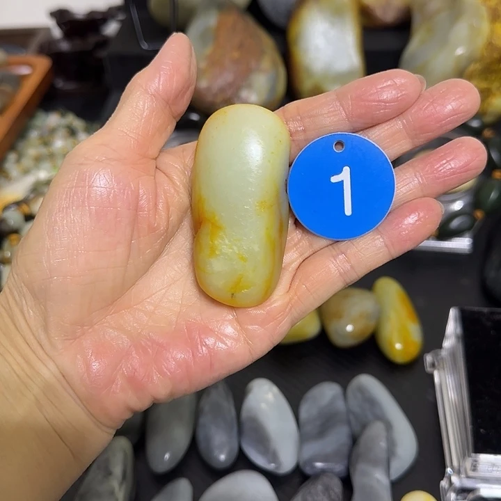 和田玉（糖玉）未镶嵌手链