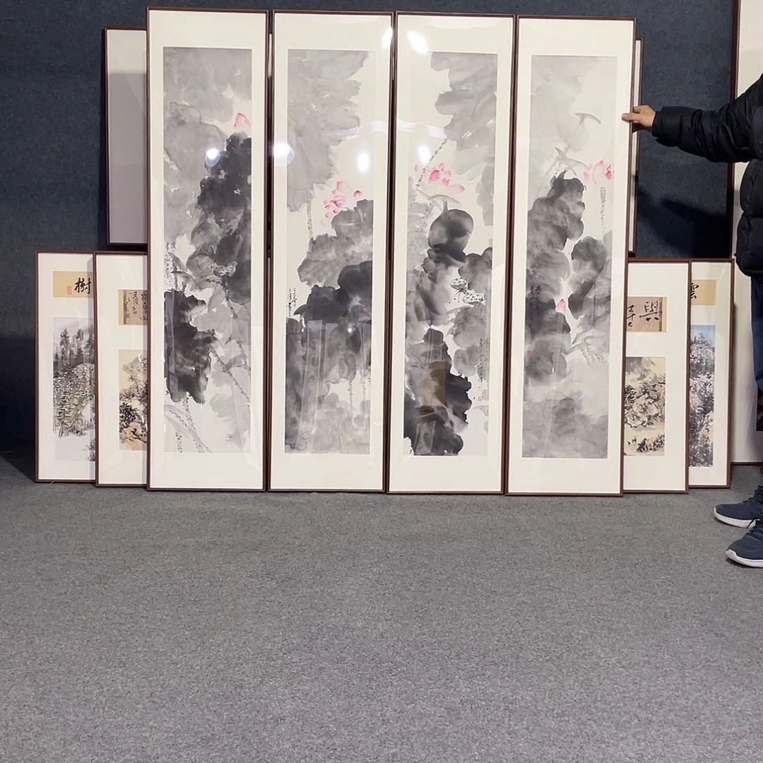 国画手绘画作品带框发