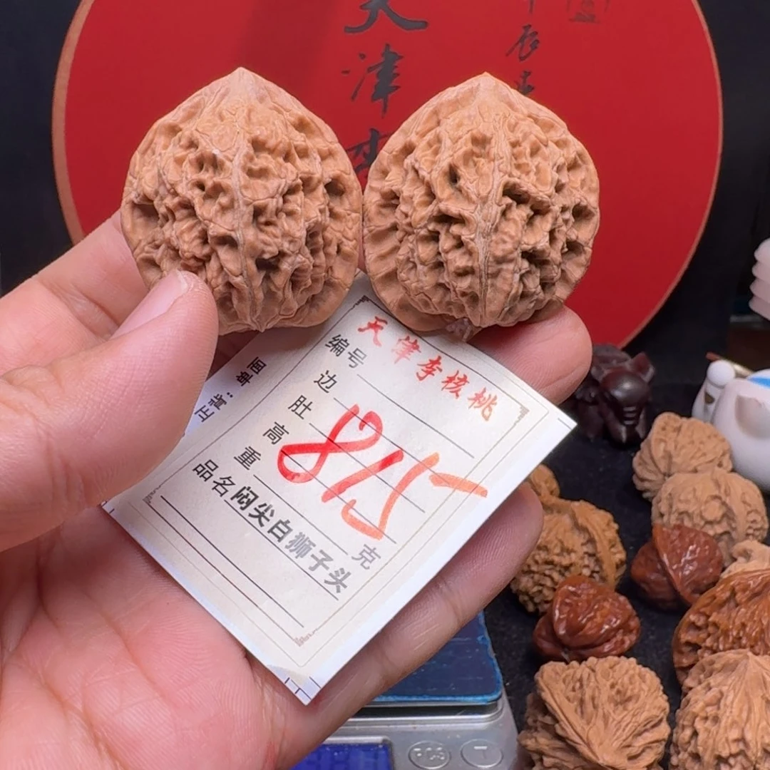 文玩核桃把件38水龙纹修尖