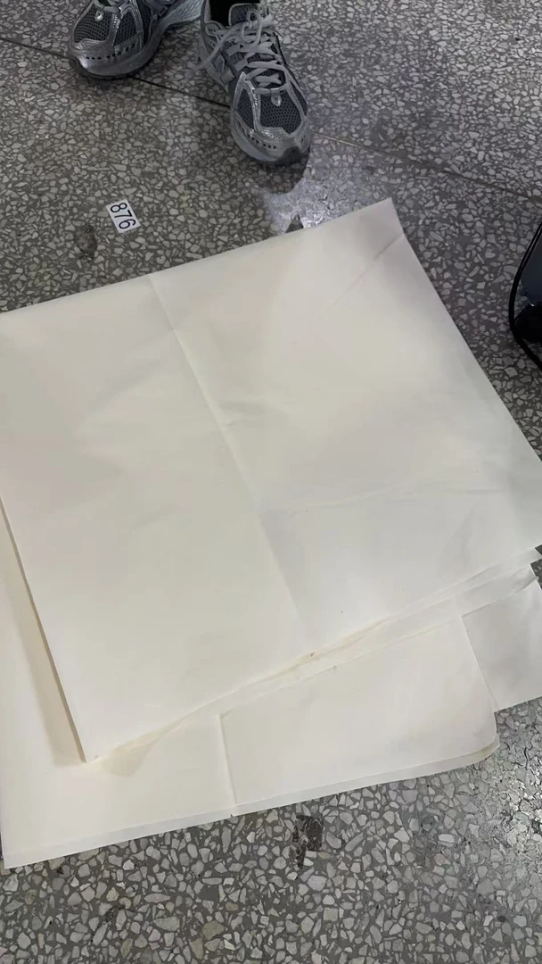 《兵哥外贸》3楼110×200 米黄色老棉布布料 发2张 微瑕疵80%棉