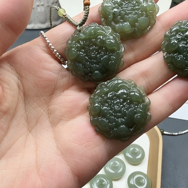 颈饰未镶嵌和田玉19