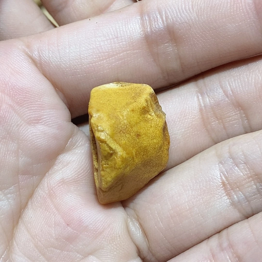 定制琥珀蜜蜡原石