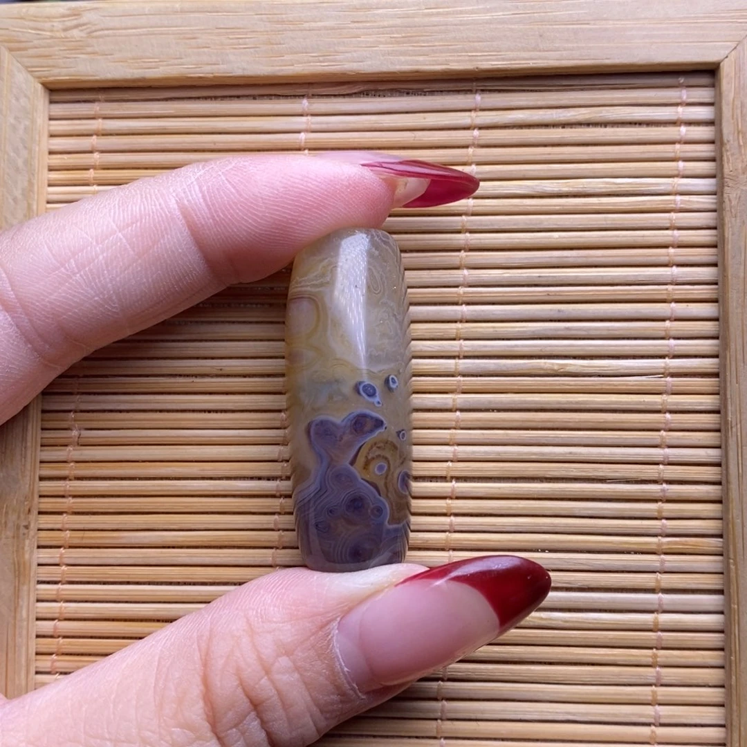玛瑙/玉髓未镶嵌珠宝半成品