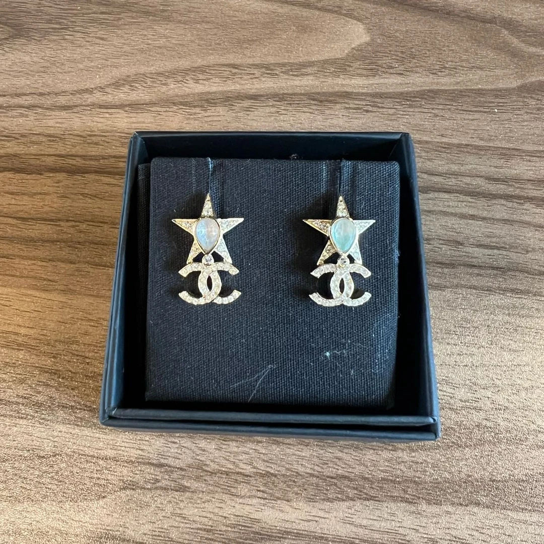 99新 Chanel/香奈儿 23P星星双C满钻耳钉