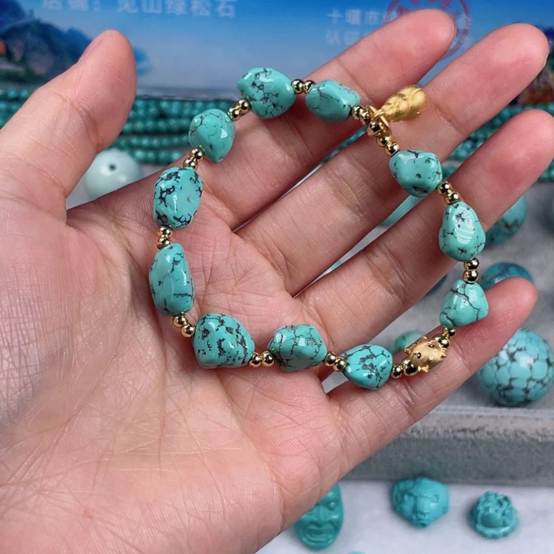 绿松石未镶嵌珠宝奇石