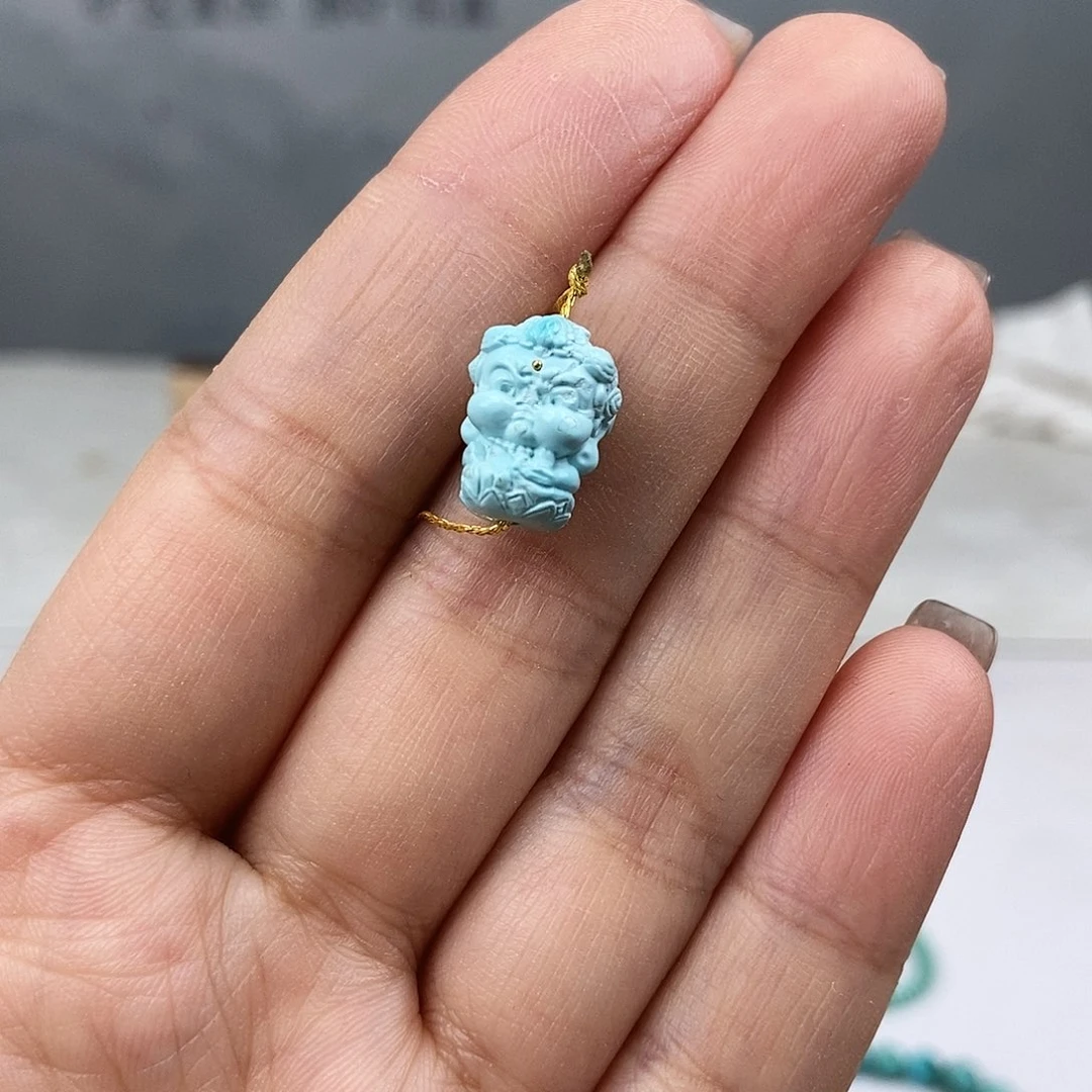 绿松石未镶嵌珠宝奇石