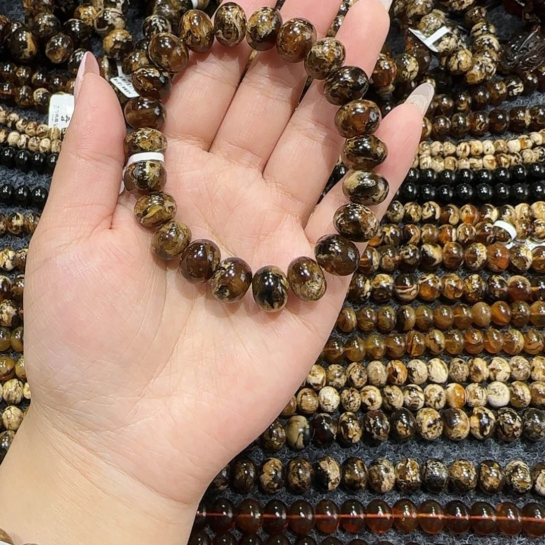 琥珀颈饰未镶嵌佳*抚顺琥珀