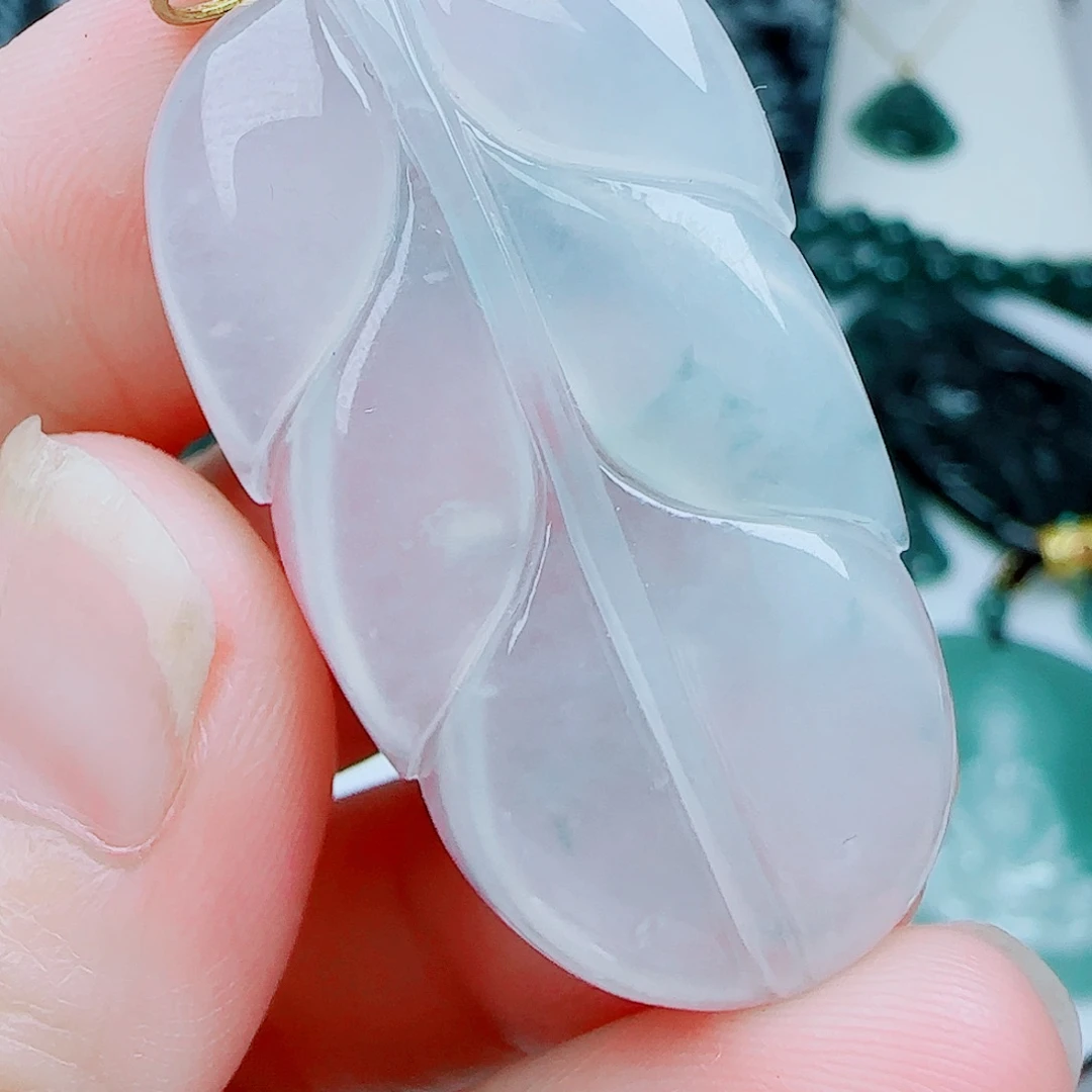 翡翠未镶嵌颈饰13780