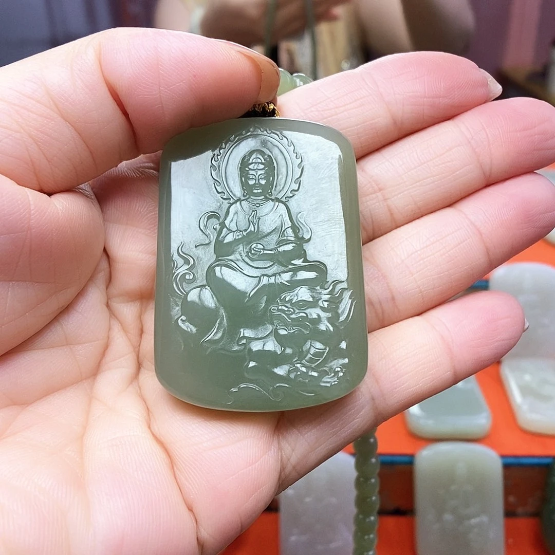 颈饰未镶嵌和田玉观**涛