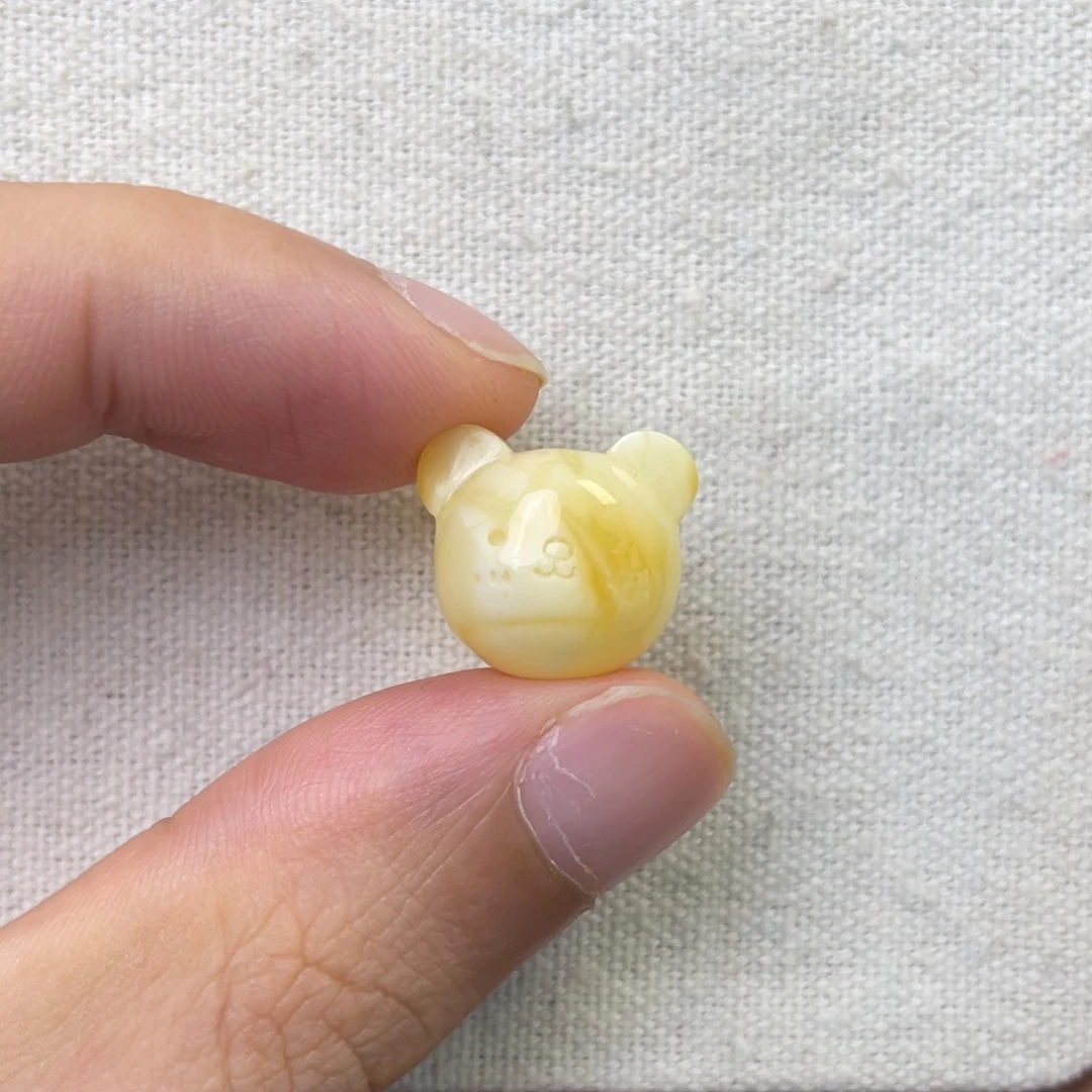 琥珀未镶嵌珠宝奇石熊头