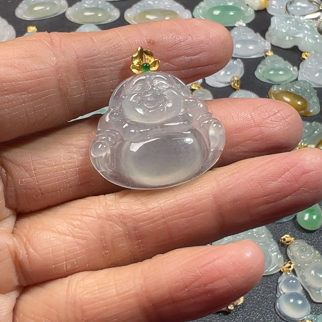 翡翠18K金镶嵌颈饰佛公