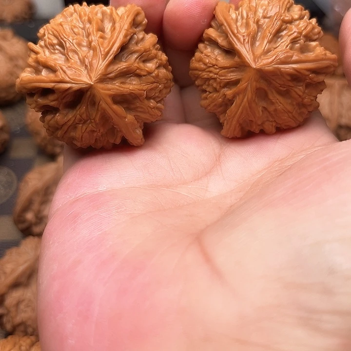 文玩核桃吊坠你们都在