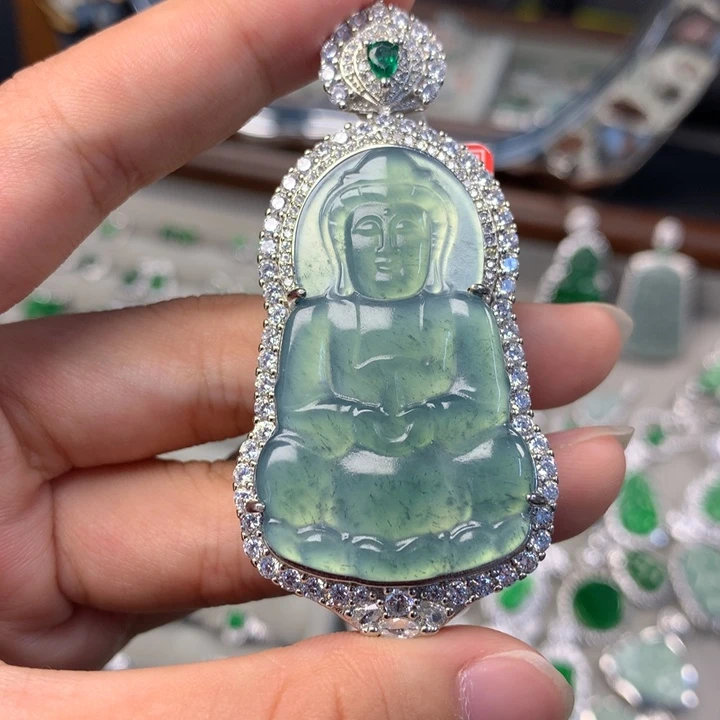 翡翠未镶嵌颈饰吊坠