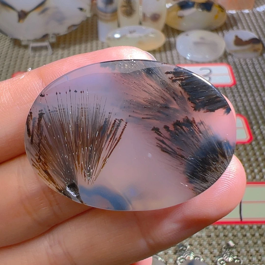 玛瑙/玉髓颈饰合金