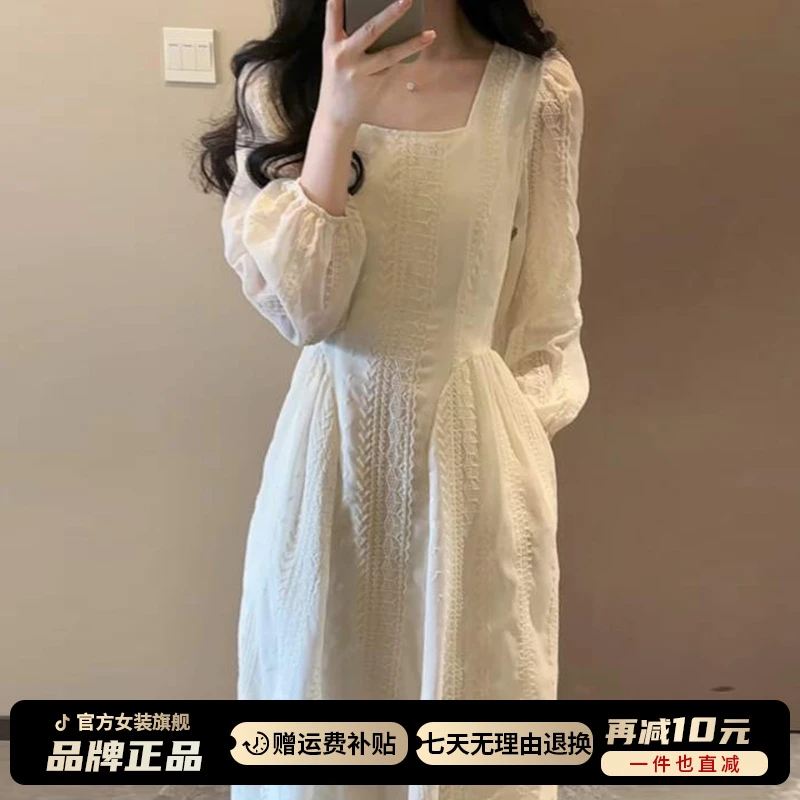 2025新款温柔风重工蕾丝连衣裙子女早秋季法式初恋系白色收腰长裙