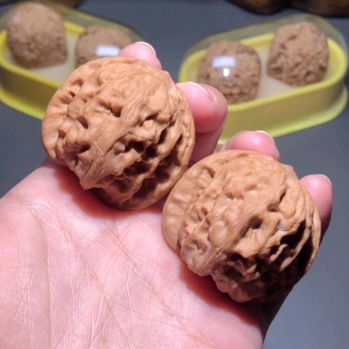 文玩核桃把件野狼39