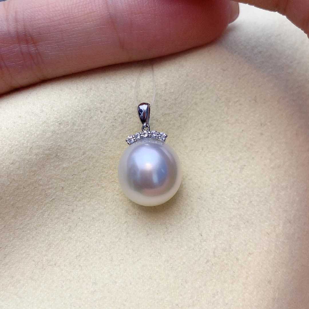 颈饰海水珍珠18K金镶嵌w59