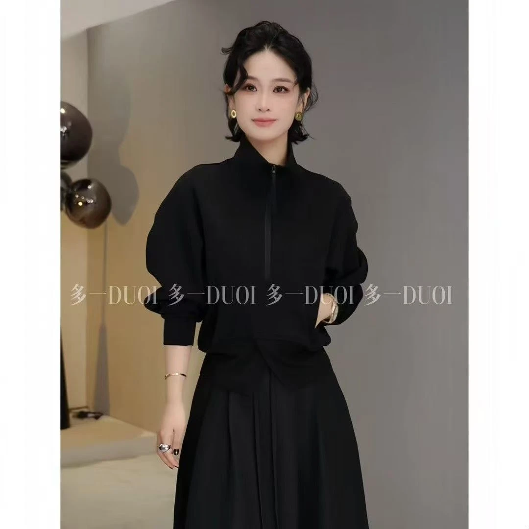 多一“立领卫衣”2025秋季倒三角螺纹松紧开叉半拉链立领长袖卫衣