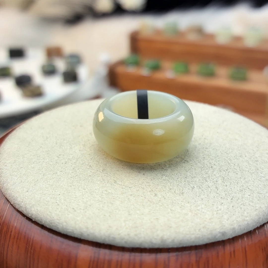 和田玉未镶嵌戒指i69一口糖轮胎16.4mm