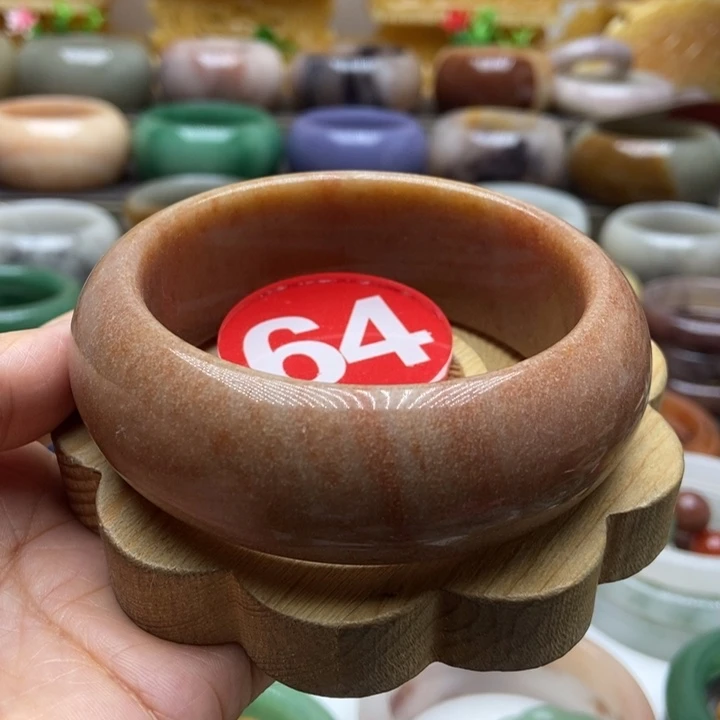 未镶嵌手镯石英质玉