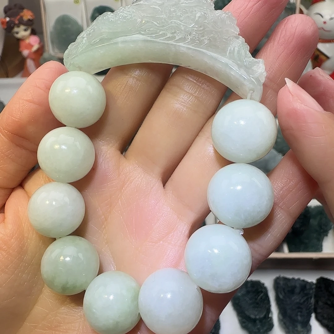 定制翡翠未镶嵌大威天龙翡翠定制