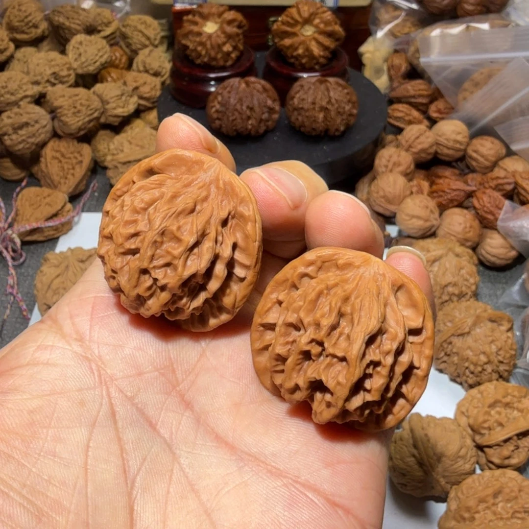 文玩核桃把件秦闷微修38