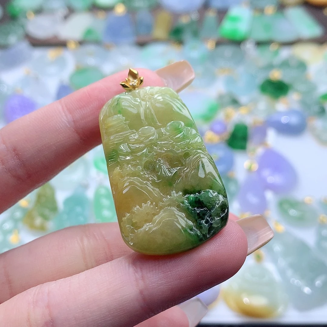 翡翠颈饰未镶嵌翡翠