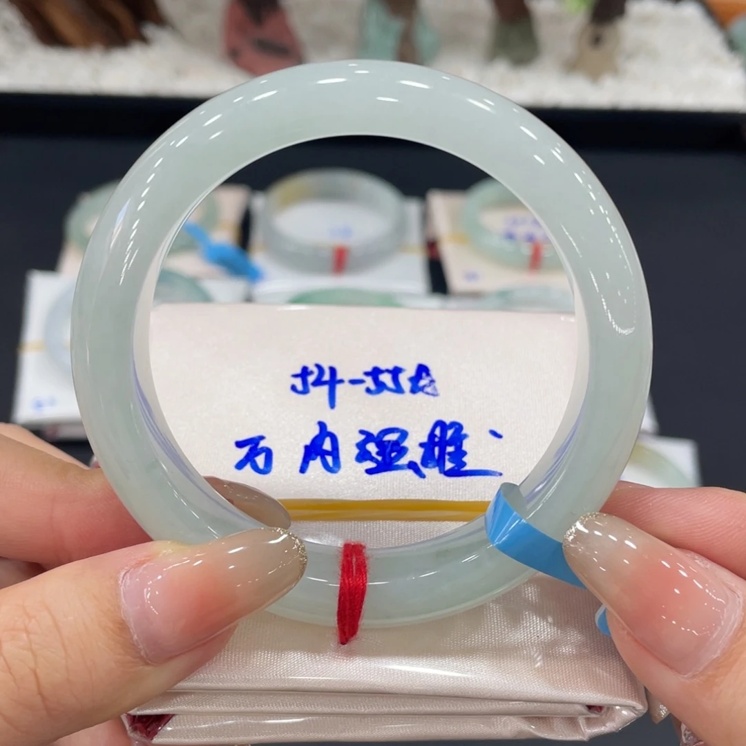 未镶嵌手镯翡翠缅甸天然翡翠手镯