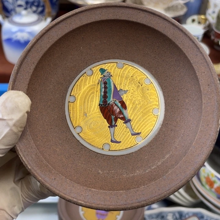 他家瓷器真美…开播了