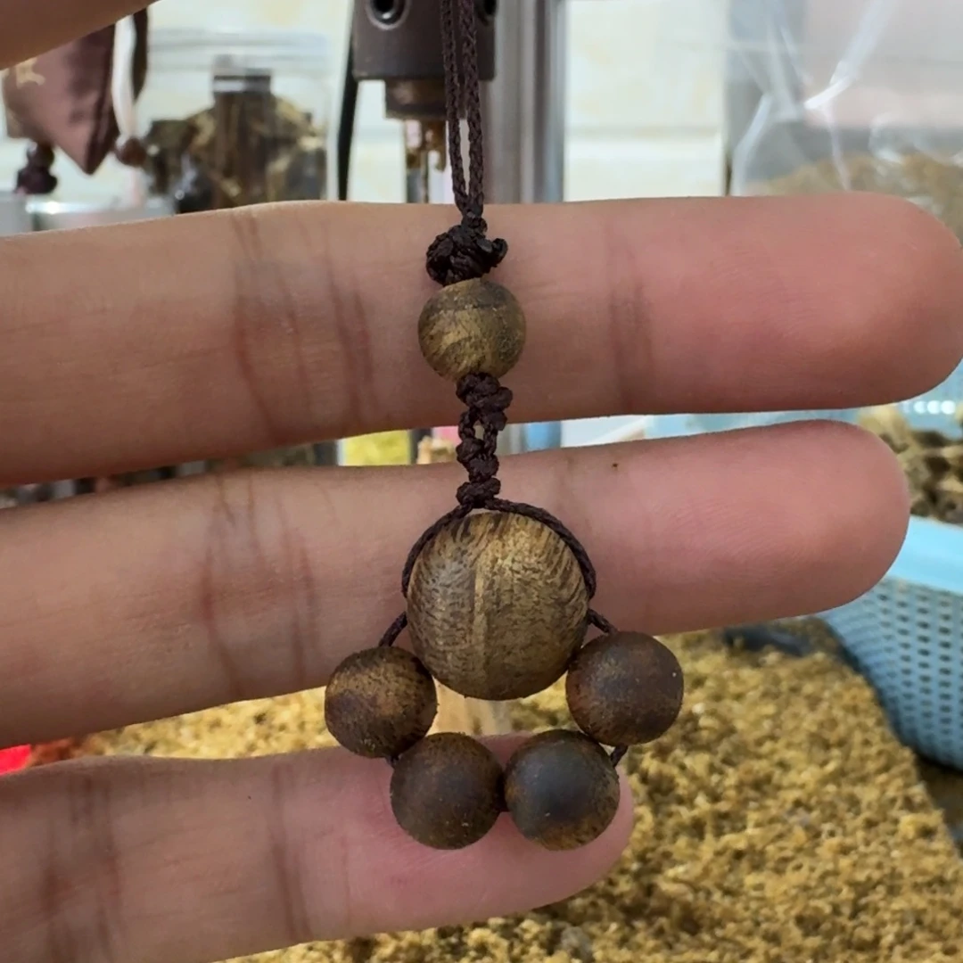 沉香沉香碎屑猫爪手机挂
