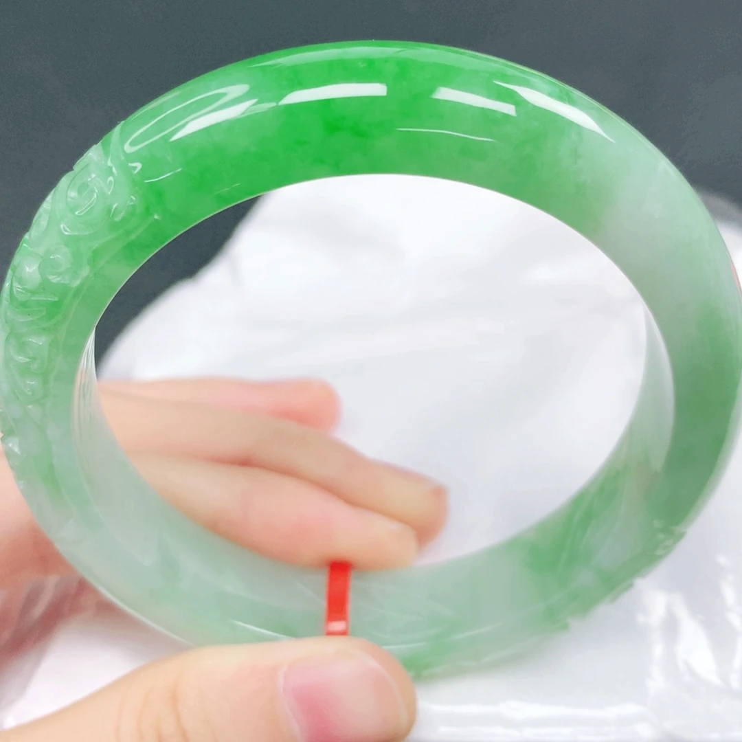 翡翠未镶嵌手镯57圈口