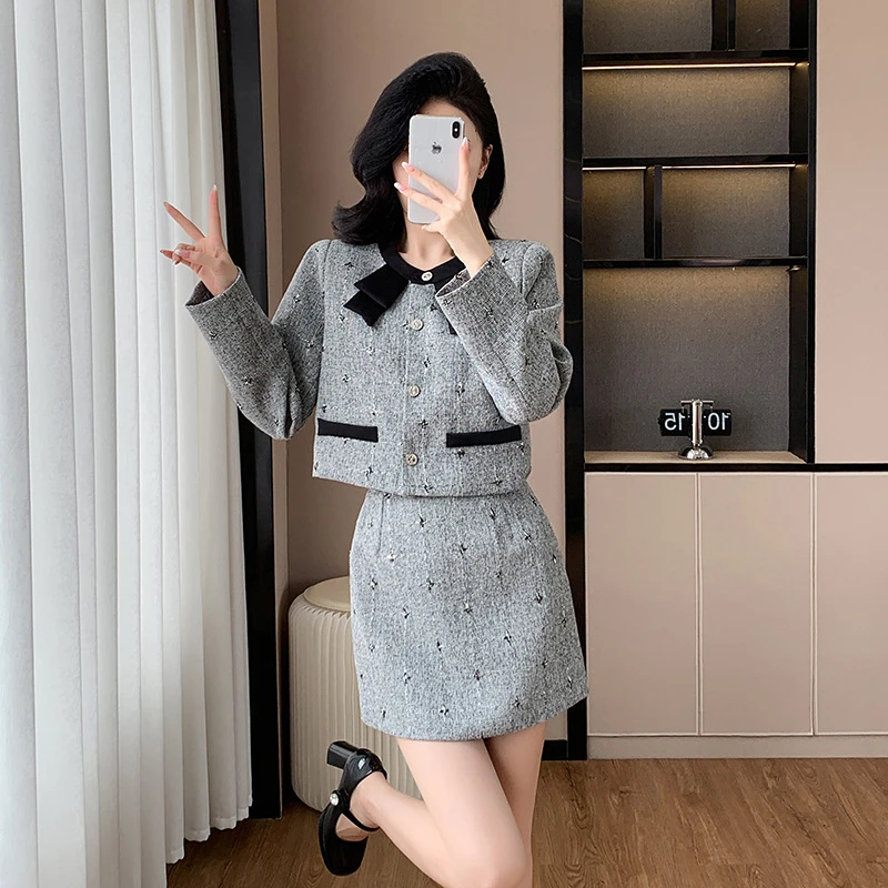 小香风套装2024秋新款气质名媛淑女半身裙包臀短裙刺绣星星两件套