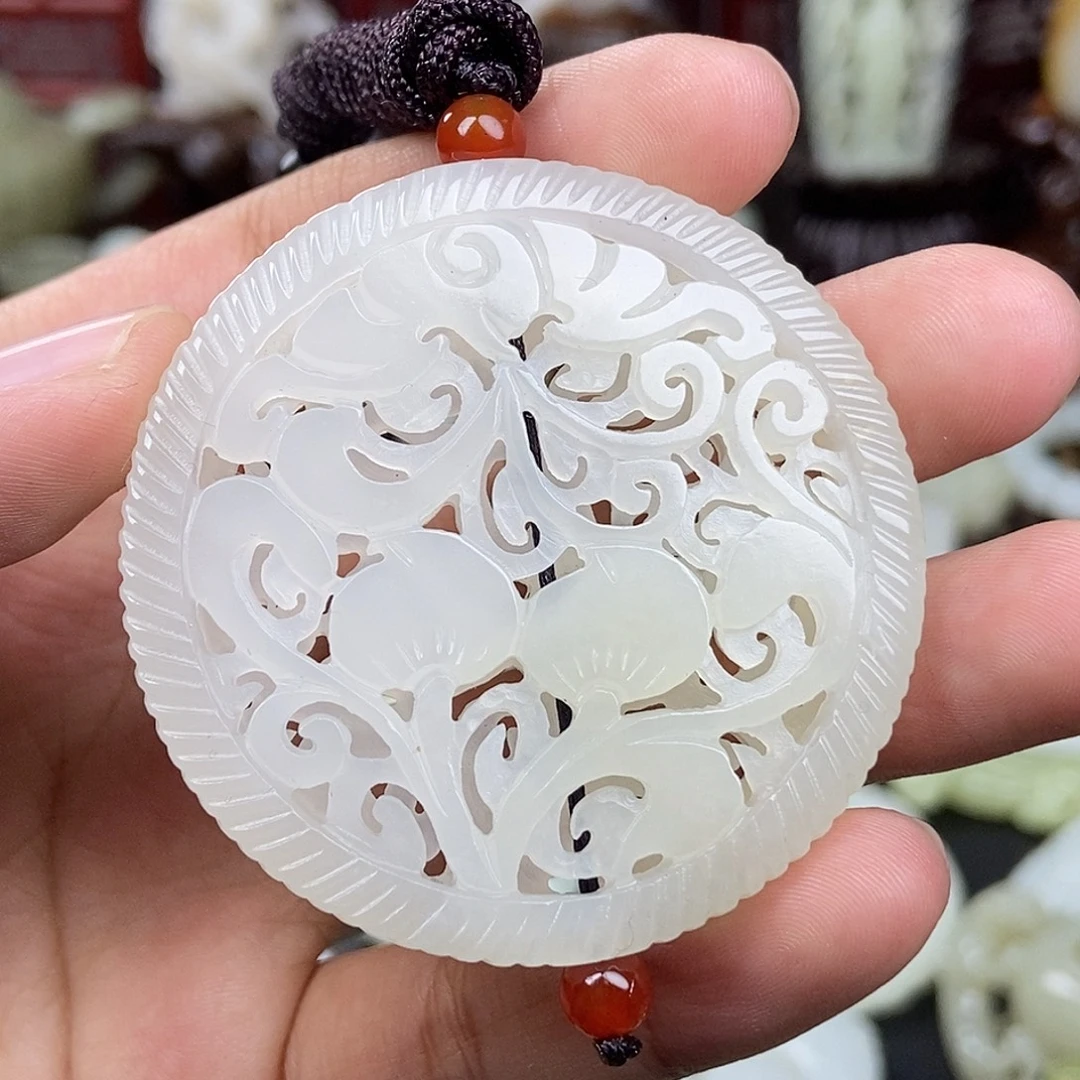 和田玉未镶嵌挂件