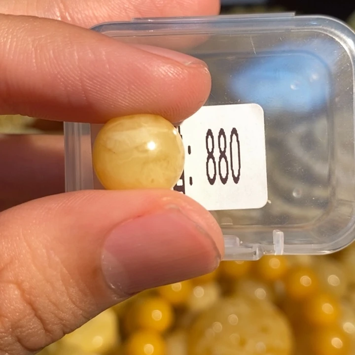 琥珀未镶嵌珠宝奇石880