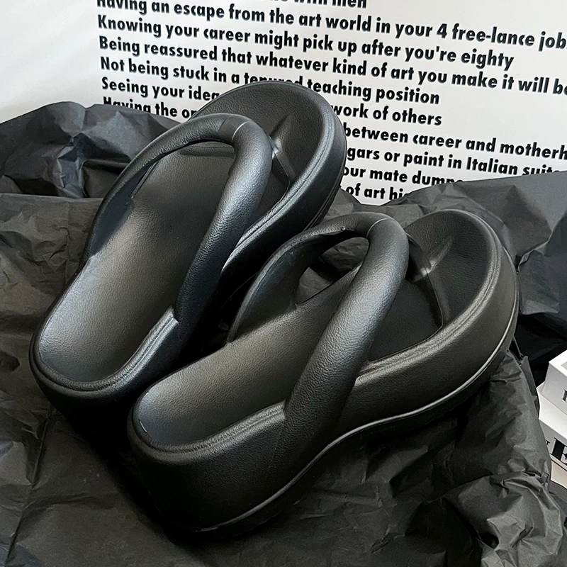 厚底人字拖女夏季2025新款外穿沙滩海边防滑eva夹脚趾凉拖鞋女款