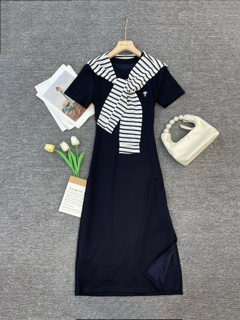 【苗姐优选】针织条纹披肩连衣裙KNWY25866