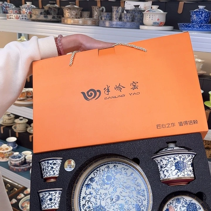 当代艺术家玩的最好的