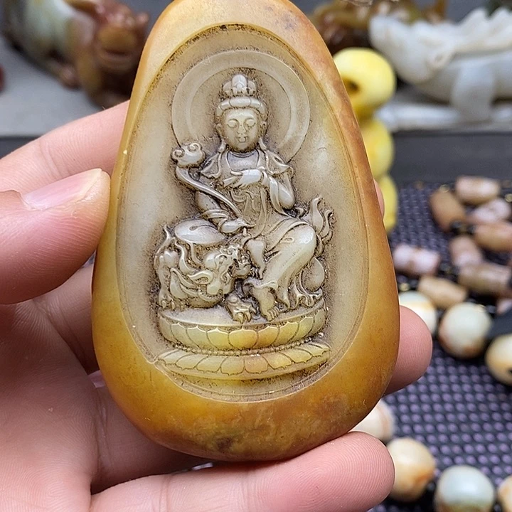 未镶嵌蛇纹石玉颈饰