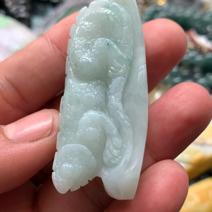 翡翠颈饰未镶嵌保真天然A货翡翠