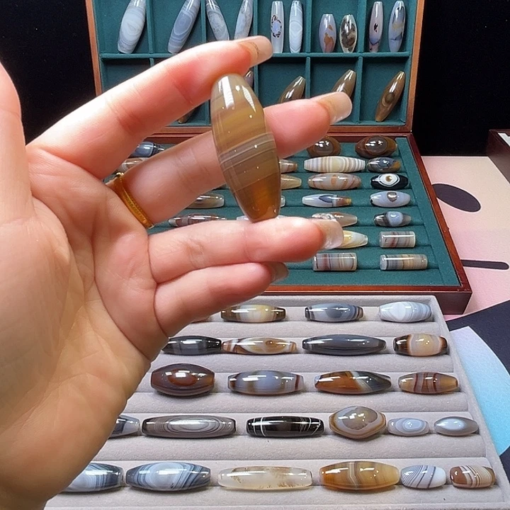 玛瑙/玉髓未镶嵌颈饰