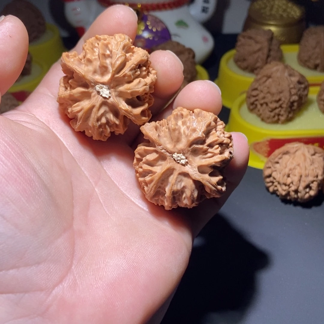 文玩核桃把件苹果园