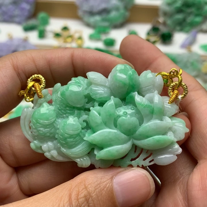 颈饰未镶嵌翡翠翡翠