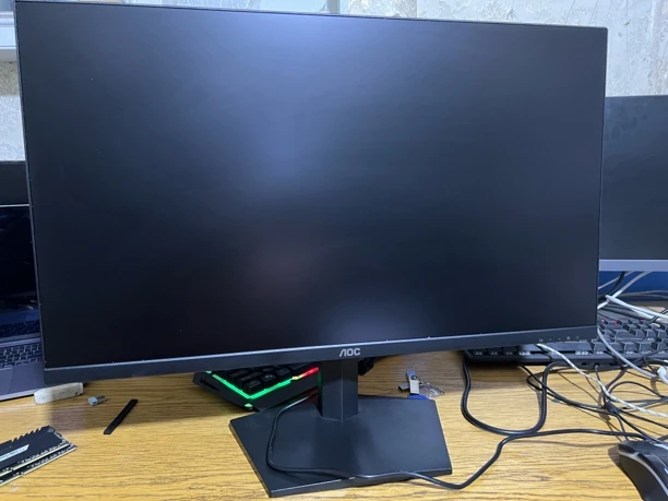 99新 AOC AOC 27寸显示器2K 320Hz