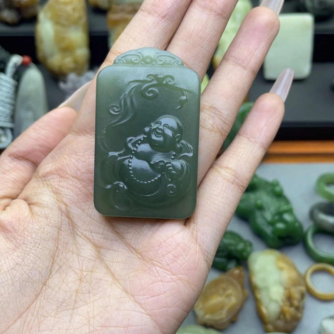 和田玉未镶嵌颈饰