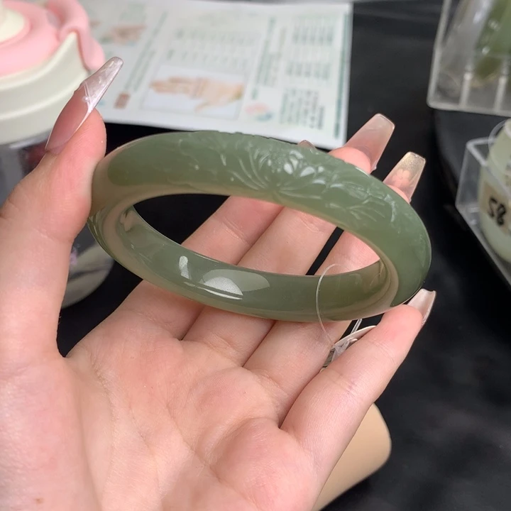 未镶嵌手镯和田玉57