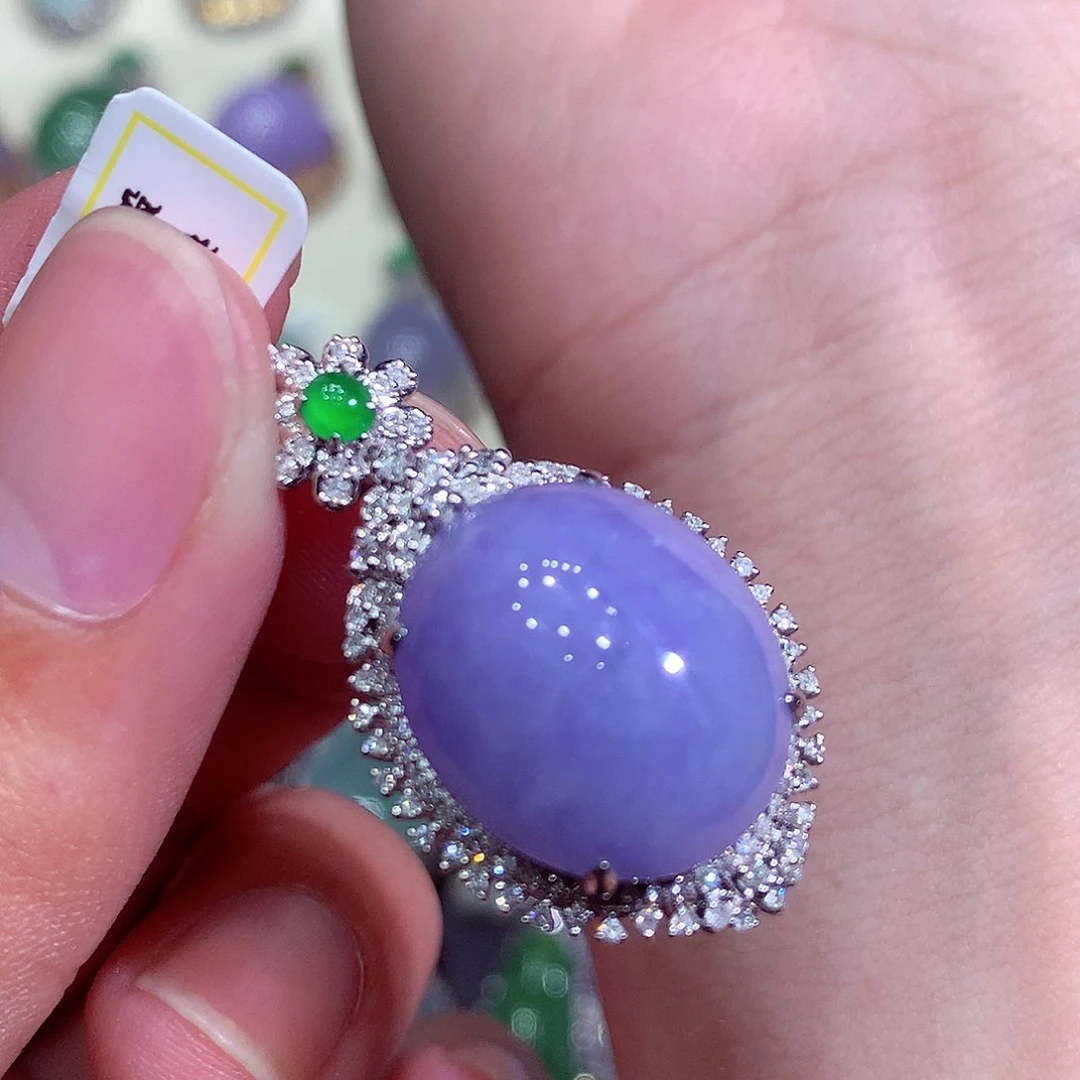 翡翠吊坠(不含链)18K金镶嵌