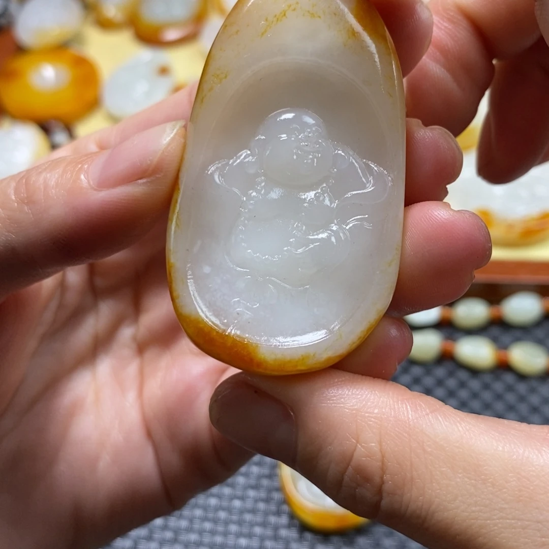 和田玉未镶嵌挂件