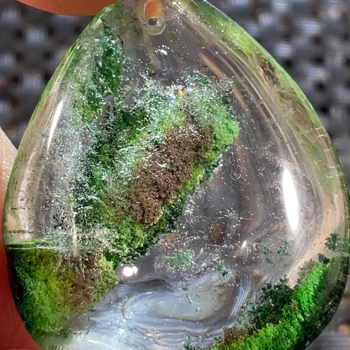 水晶吊坠(不含链)未镶嵌?*